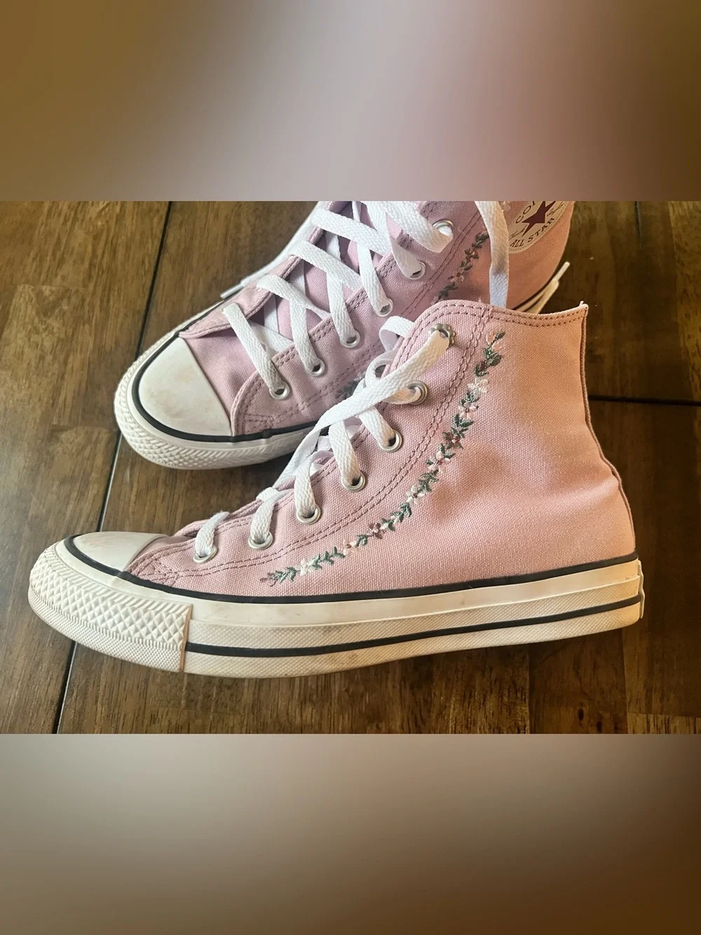 Converse Chuck Taylor All Star Embroidered High Top Sneakers , Size 5.5Y